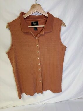 Dockers Sleeveless Button-Front Polo Top in Rust